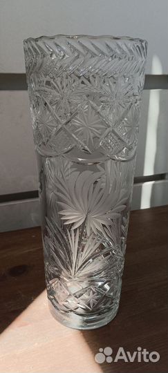 Хрустальная ваза