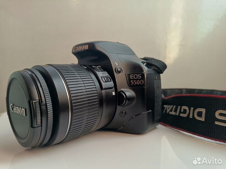 Камера Canon EOS 550D