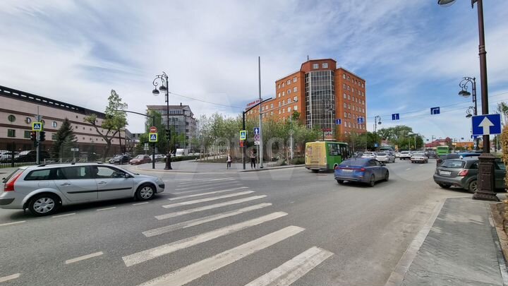 Сдам офисное помещение, 2000 м²