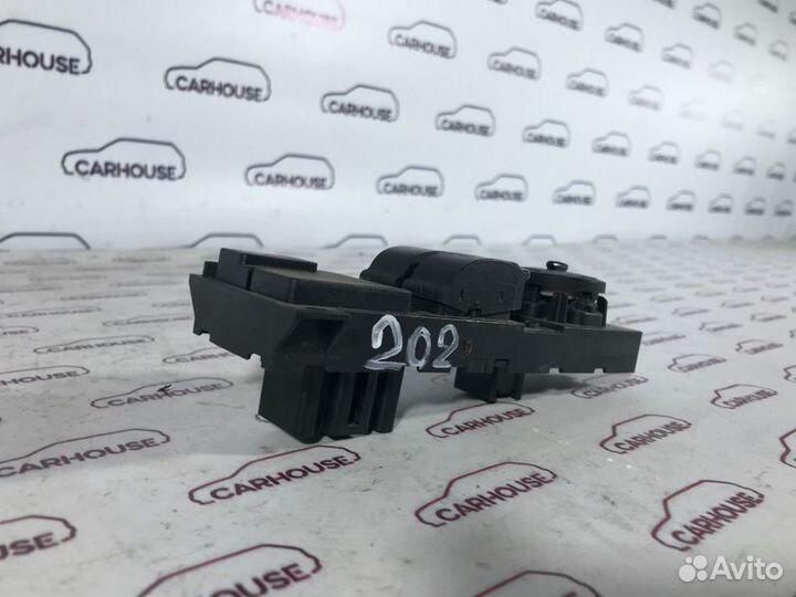 Кнопки стеклоподъемников Ford Focus 2 купе 1.6