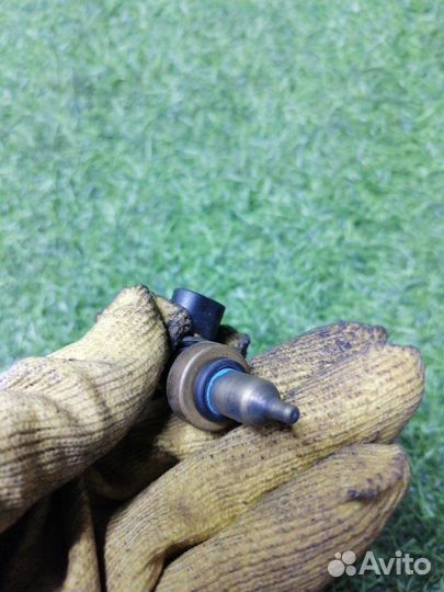 Датчик температуры охлаждающей жидкости Mercedes E