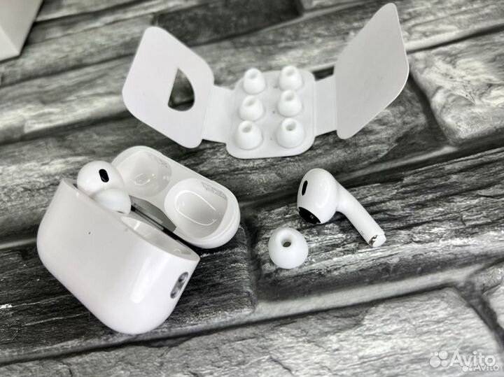 AirPods Pro2, топовая версия с шумоподавлением
