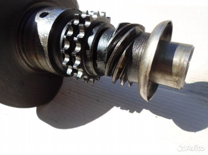 Каленвал москвич и др.зп