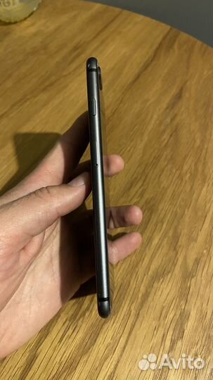 iPhone 8 Plus, 64 ГБ