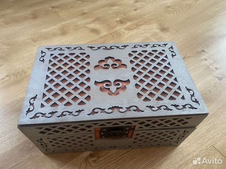 Ящик -ларец, дерево