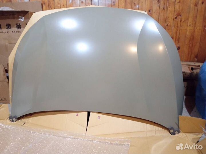 Продам капот на omoda S5