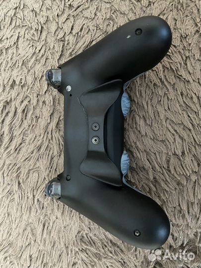 Dualshock 4 by GearZ