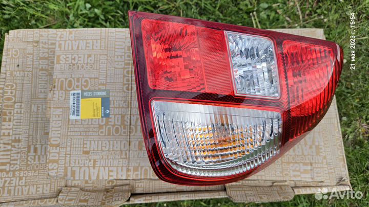 Фонарь правый 8200403982 Renault Symbol I рест 2