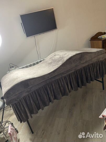 Кушетка. Оборудование для салона красоты