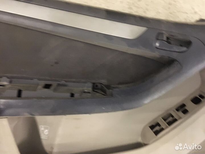 Обшивка дверей Toyota 4Runner (2819)