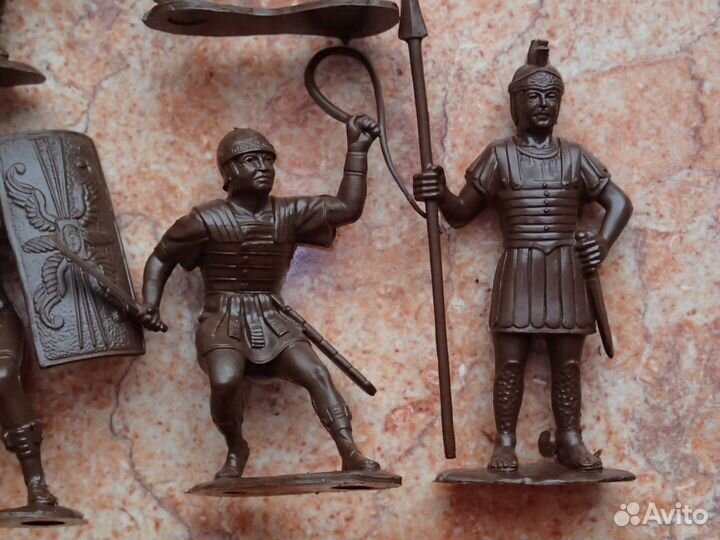 Римляне набор 8 фигурок высота 6.5см для коллекции