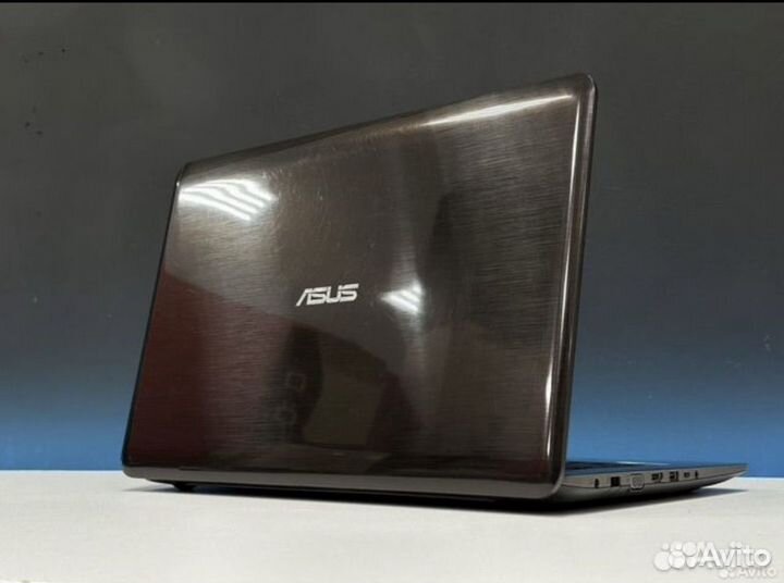 Игровой Asus 17.3 GT940 Mx Core i5 8G озу SSD+HDD