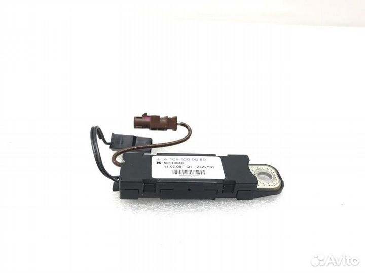 Усилитель антенны Mercedes-Benz A-Class W169 2009