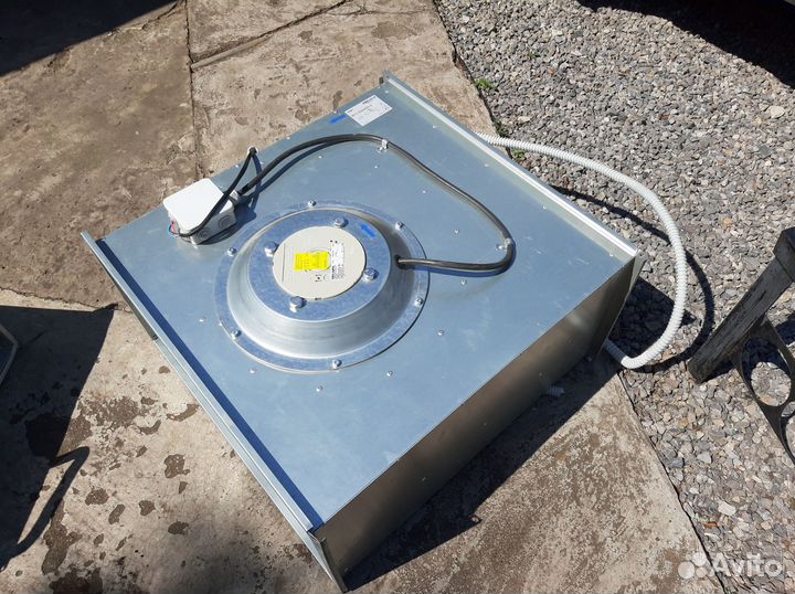 Канальный вентилятор Shuft RFD 600х300-4