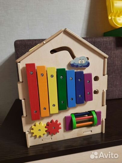 Бизиборд дом