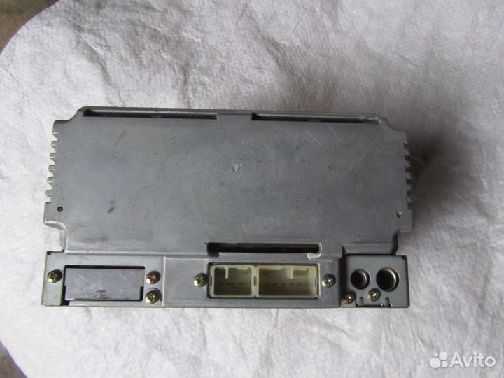 Магнитола Toyota б/у на запчасти