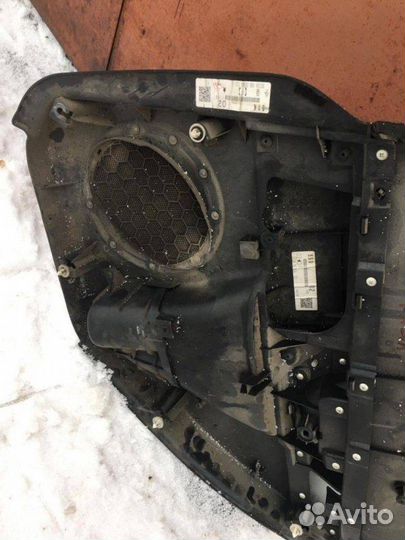 Обшивка двери задней левой Mazda 3 BK 1.6 Z6 2006