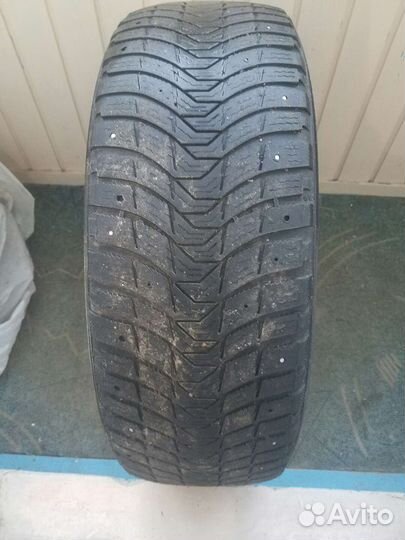 Michelin X-Ice North 3 215/65 R16