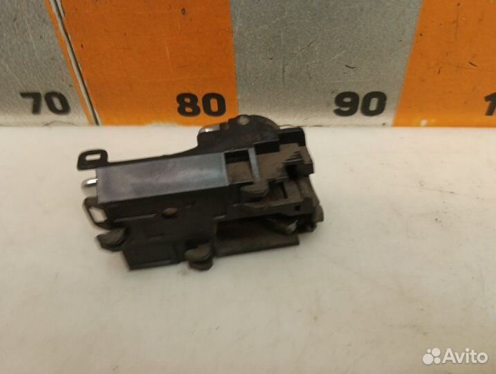 Ручка двери внутренняя левая Nissan Almera N16 1.8