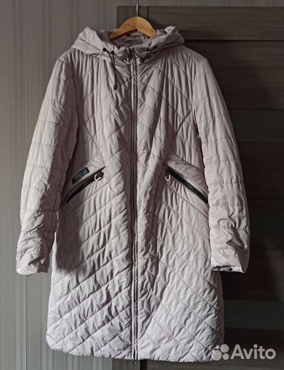 Стеганое пальто с капюшоном 50 р