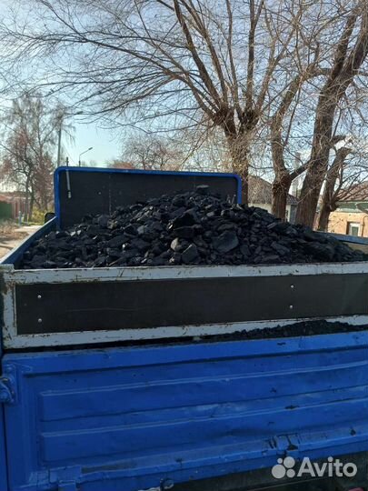 Уголь в мешках и Тоннами орех с доставкой