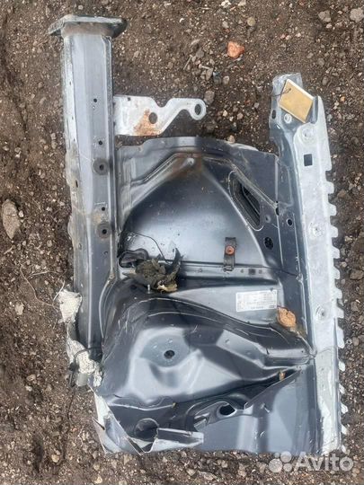 Лонжерон правый четверть 8E0803104E