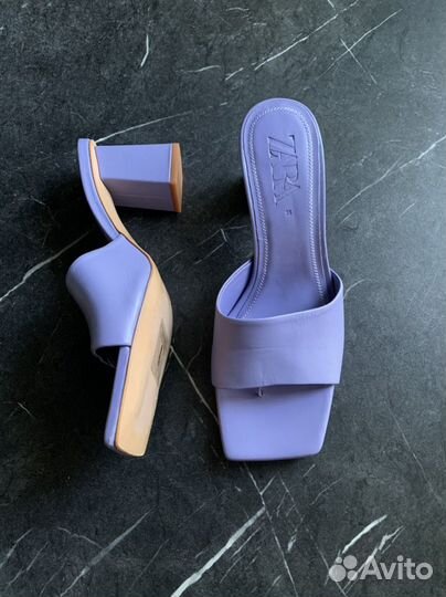 Кожаные босоножки zara