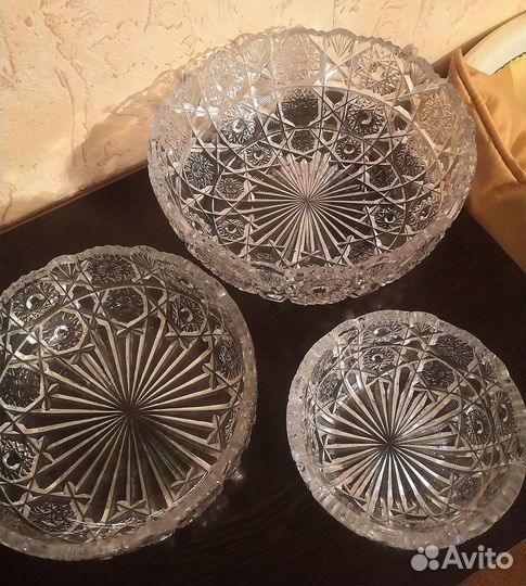 Набор хрустальных салатников времён СССР