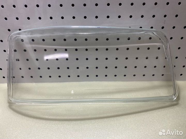 Стекло фары правое Man Tga/Tgl/Tgm