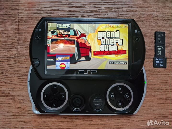 Sony PSP GO 16GB Прoшитая 6.61-Инфинити, 200+ Игр