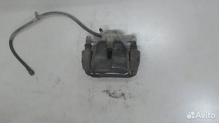 Суппорт Pontiac Vibe 2, 2009