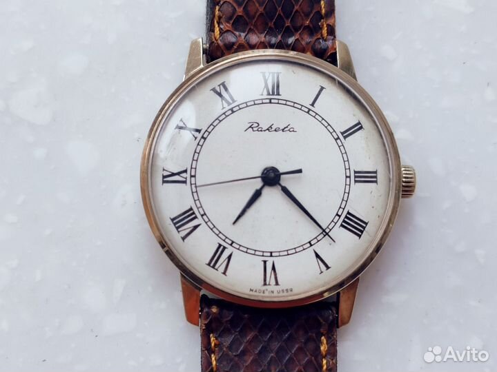 Часы мужские Слава Авангард СССР механика 1981г