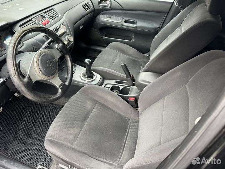 Mitsubishi Lancer 2.0 МТ, 2005, 264 500 км