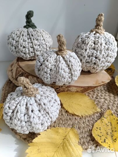 Декоративные тыквы, ручная работа