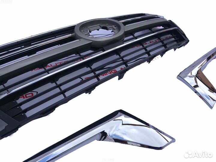 Решетка радиатора Toyota Land Cruiser 200 S6973