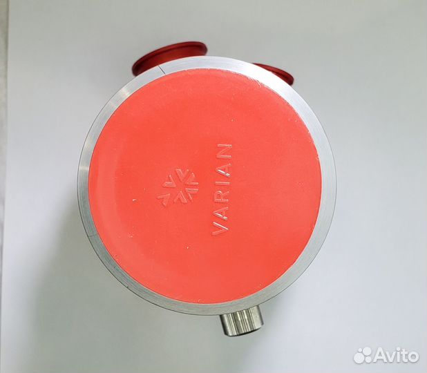 Турбо вакуумный насос varian turbo TV-81M