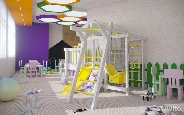 Детская кровать с домиком и горкой