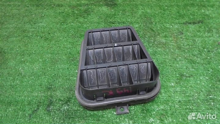 Решетка вентиляционная Audi Allroad quattro 2005