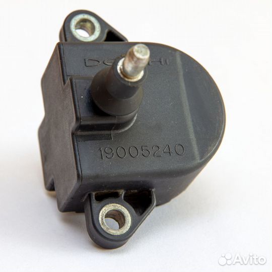 Катушка зажигания Isuzu 6VD1 19005240