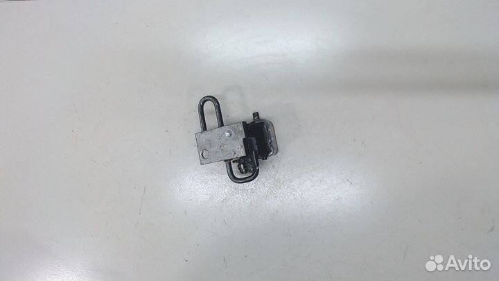 Петля двери Porsche Cayenne, 2008