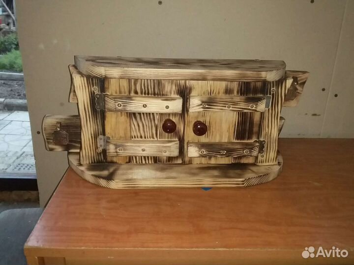 Ключница настенная