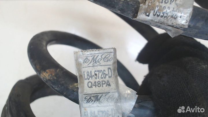 Пружина подвески Ford Escape, 2007