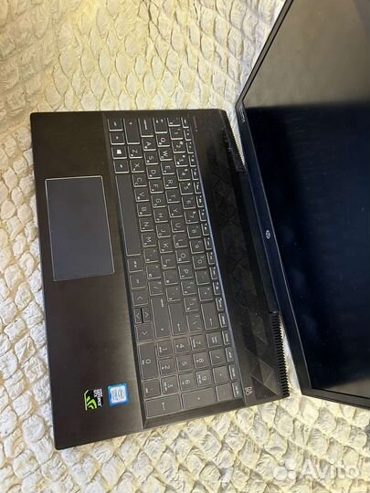GTX1060, 144 герца, 12-ть ядер i7 8750H
