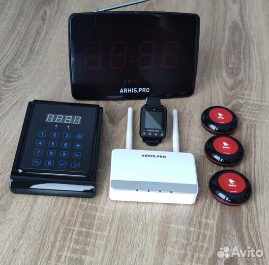 Кнопка вызова официанта,часы, табло, пульт, репите