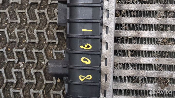 Радиатор интеркулера Volkswagen Tiguan, 2012