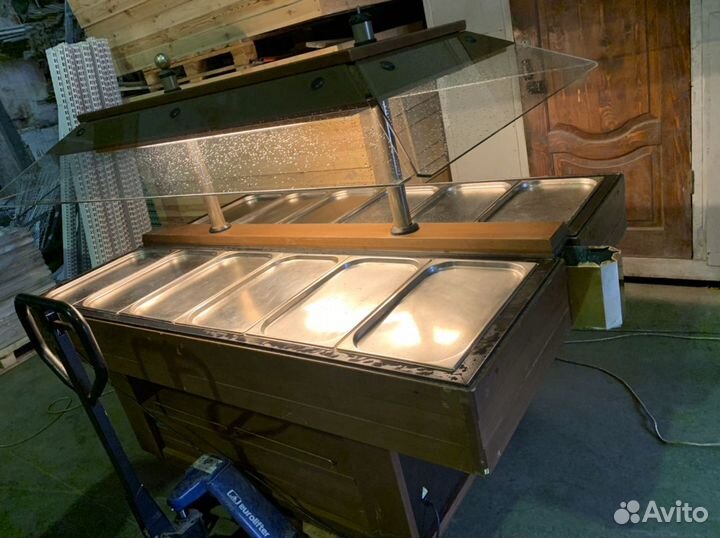 Салат бар / шведский стол/ линия раздачи