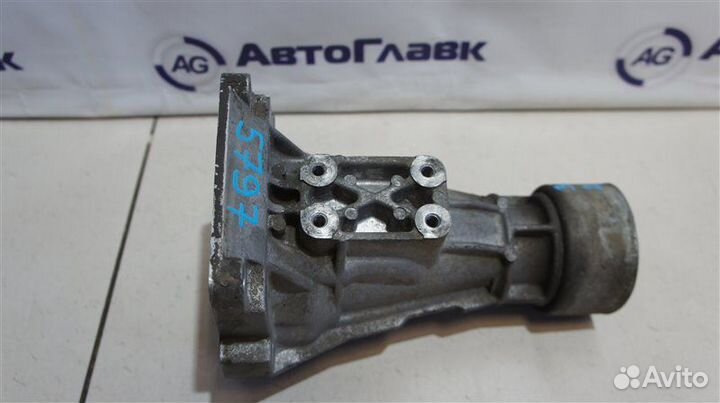 Хвостовик АКПП Toyota Mark II