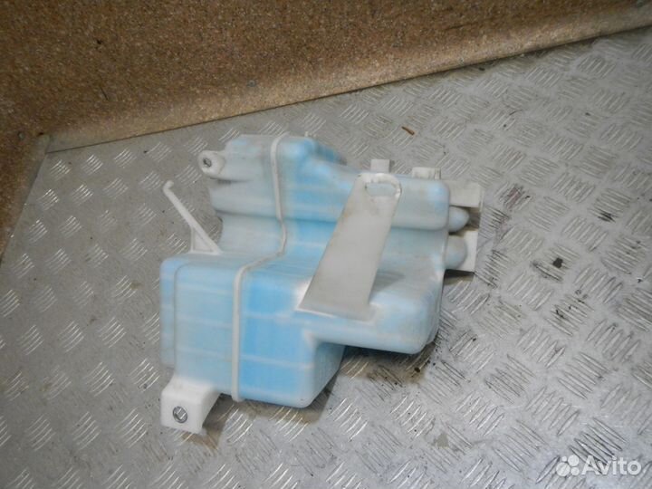 Бачок омывателя лобового стекла, Toyota (Тойота)