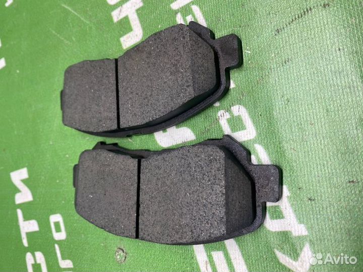 Передние тормозные колодки Nissan X-Trail T31 2008