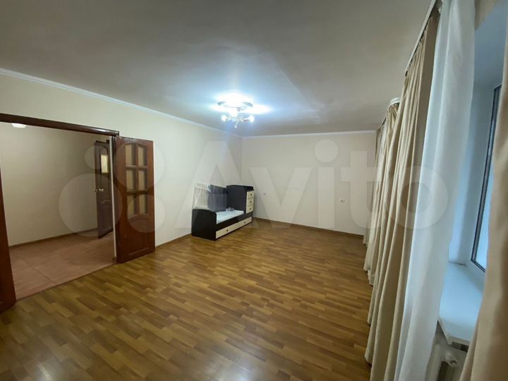 1-к. квартира, 62 м², 5/5 эт.